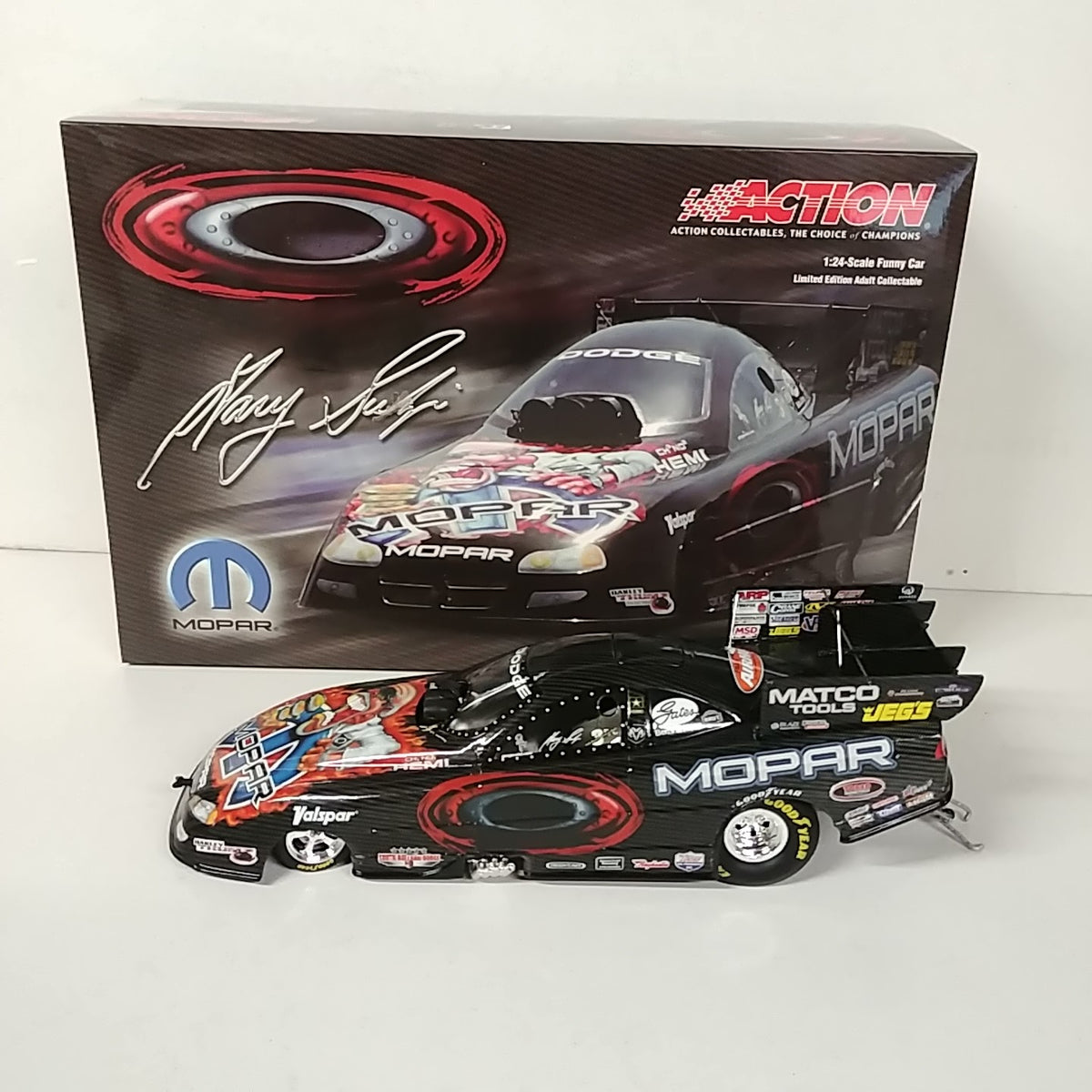 GARY SCELZI 2006 OAKLEY/CARBON FIBER MOPAR 1:24 NHRA DIECAST