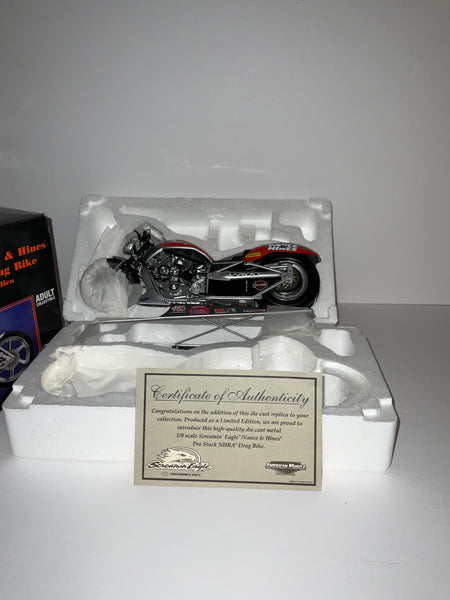 VANCE & HINES SCREAMIN EAGLE PRO STOCK 1:9 NHRA DRAG BIKE #485 by Racing Authentics