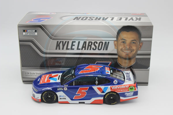 KYLE LARSON 2021 VALVOLINE INSTANT OIL CHANGE 1:24 NASCAR DIECAST - Lionel Racing