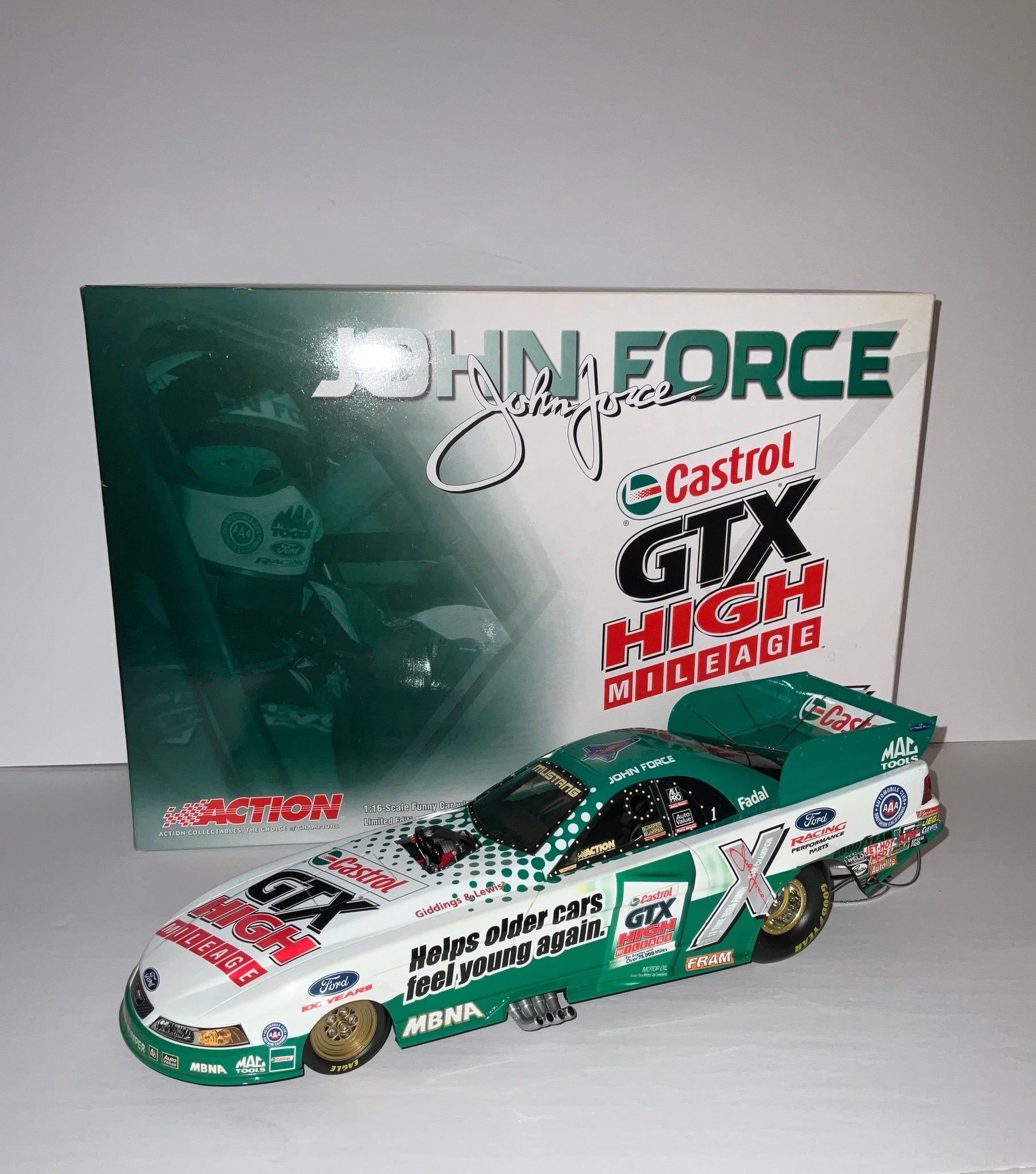 JOHN FORCE 2004 CASTROL GTX HIGH MILEAGE 1:16 NHRA FIBERGLASS FUNNY CAR - Action Racing Collectables