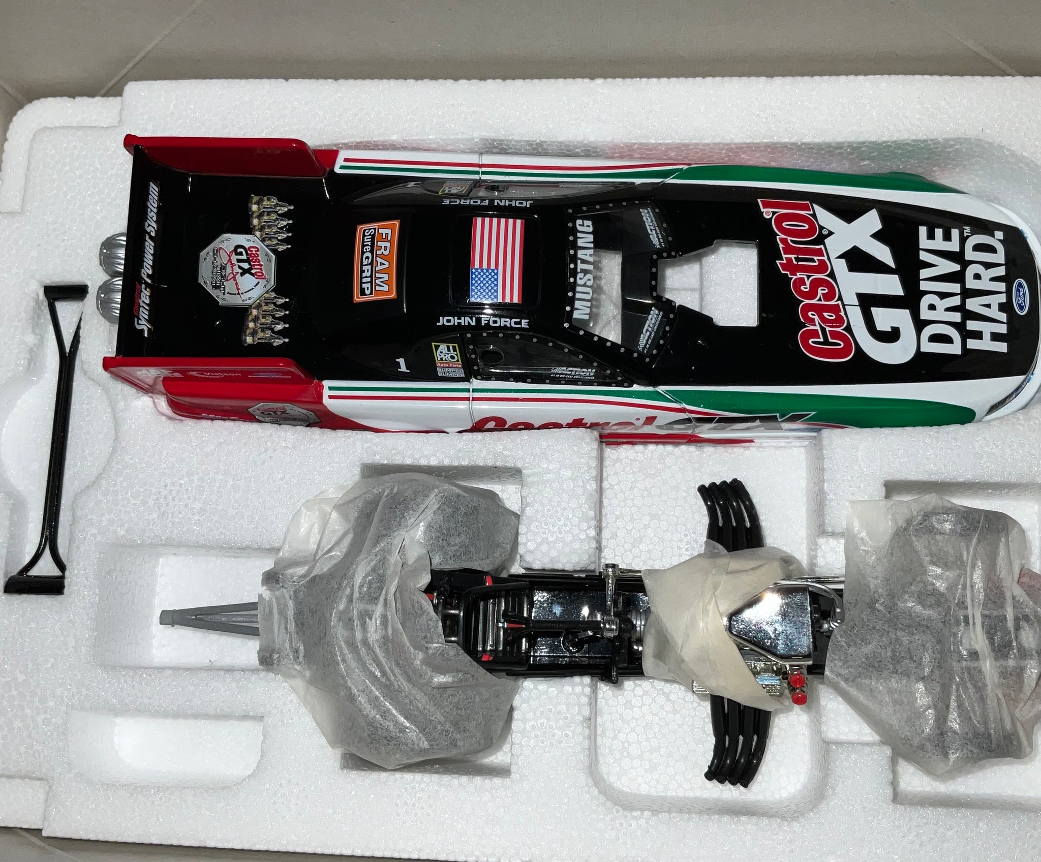 JOHN FORCE 1999 CASTROL GTX 8x CHAMPION 1:32 NHRA DICAST FUNNY CAR - RACING COLLECTABLES CLOB OF AMERICA