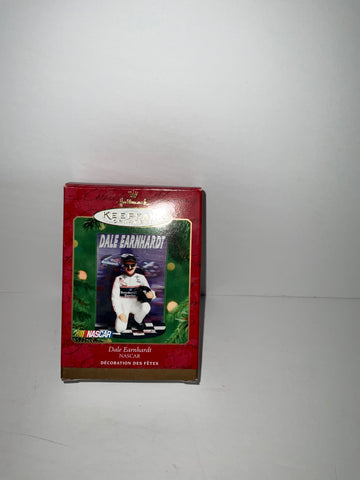 DALE EARNHARDT SR ORNAMENT - Hallmark Cards