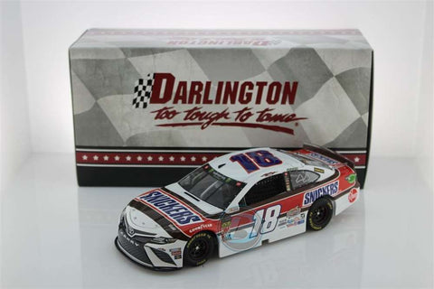 KYLE BUSCH 2019 SNICKERS DARLINGTON THROWBACK 1:24 NASCAR DIECAST - Lionel Racing