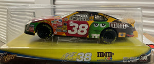 ELLIOTT SADLER  2004 M & M 1:24 NASCAR DIECAST