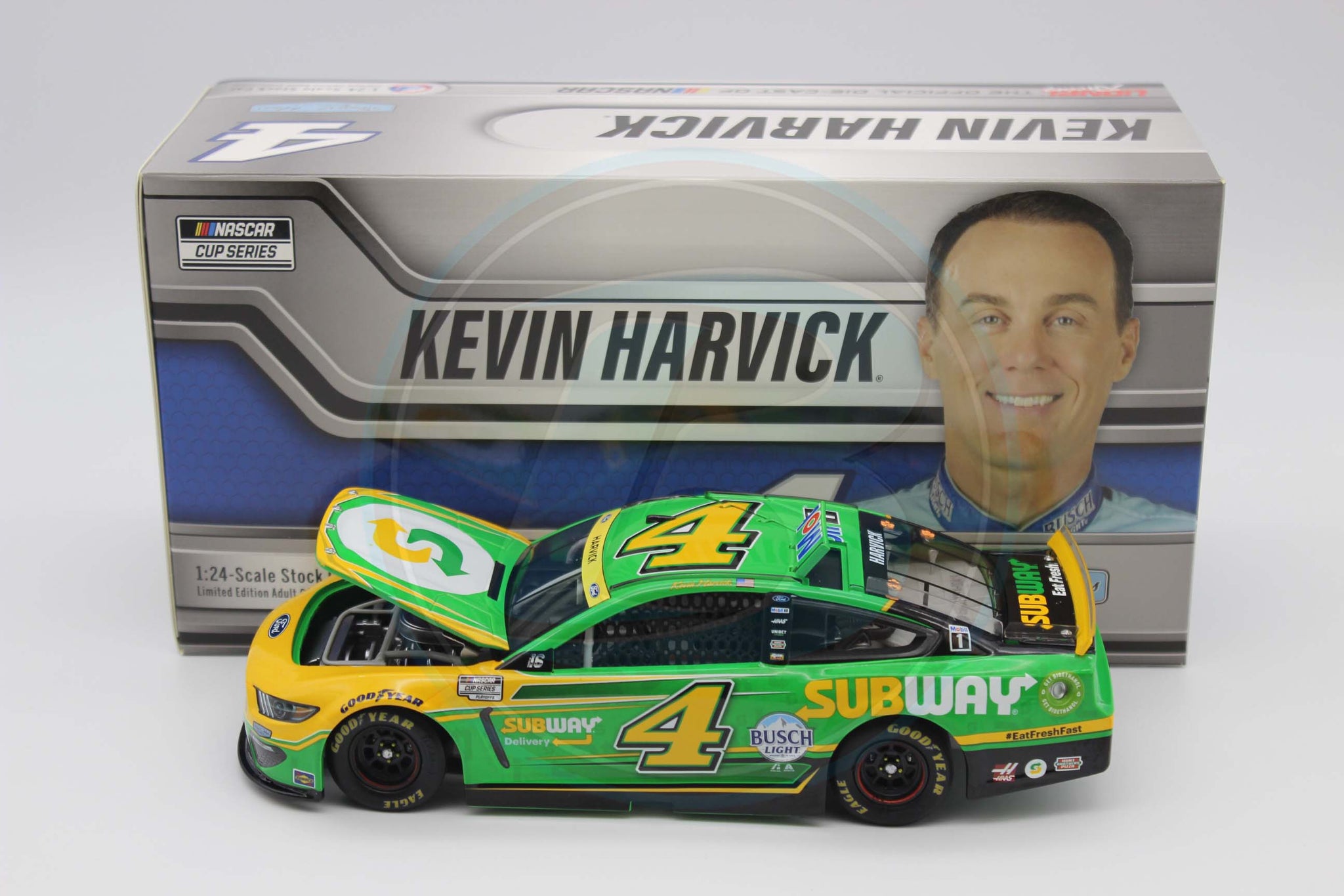 KEVIN HARVICK 2021 SUBWAY 1:24 NASCAR DIECAST