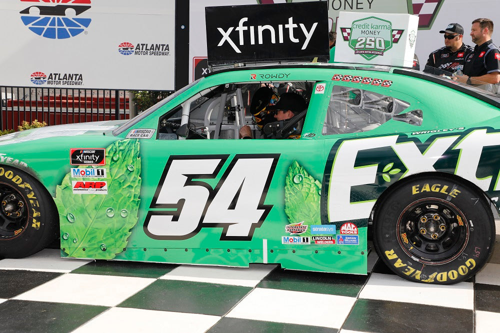 KLYE BUSCH 2021 EXTRA GUM ATLANTA WIN 1:24 NASCAR DIECAST - Action