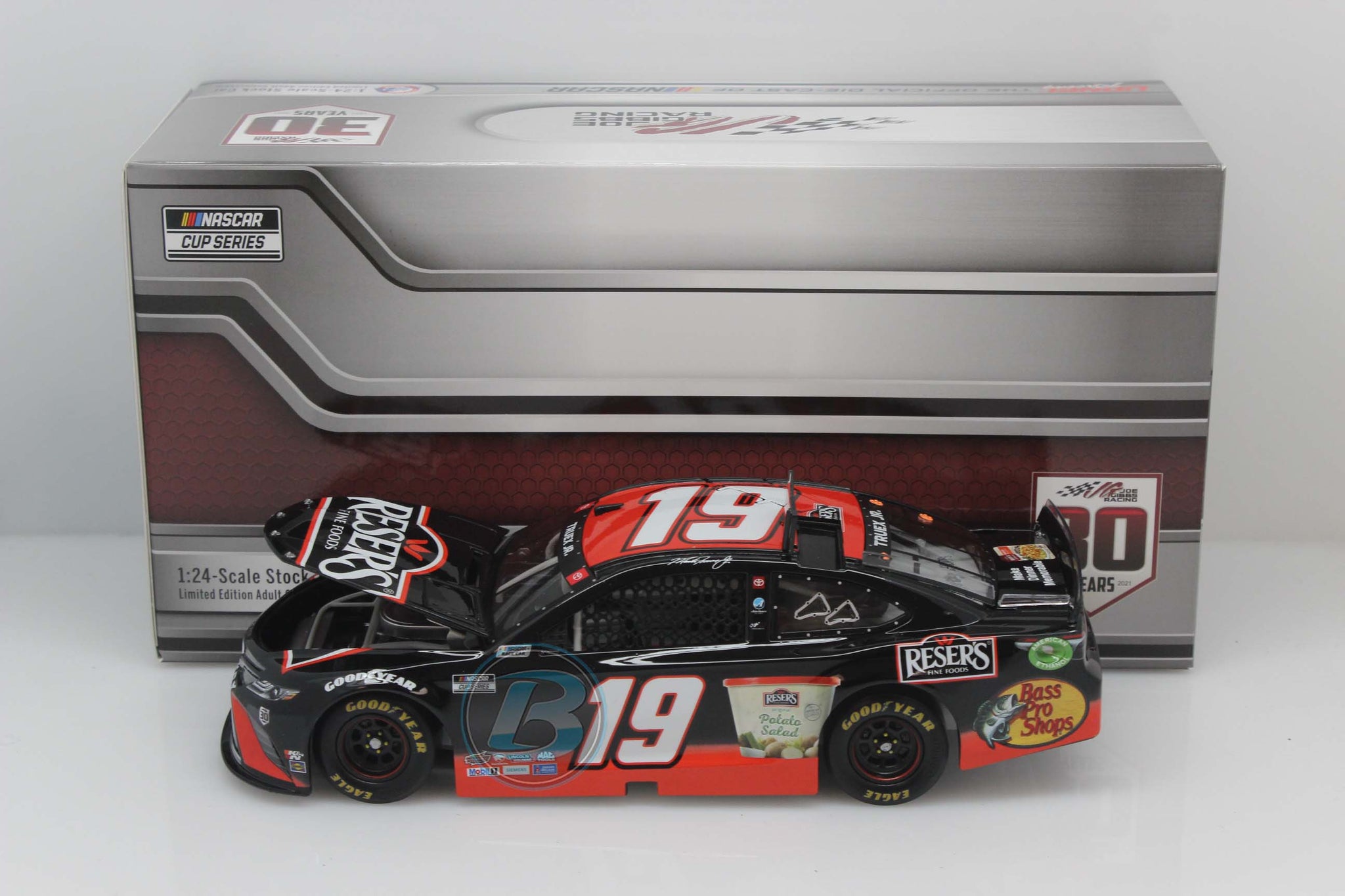 MARTIN TRUEX JR 2021 RESER 1:24 NASCAR DIECAST